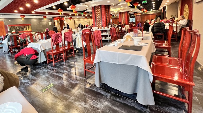 The world's 12 oldest restaurants offer history alongside can't-miss ...