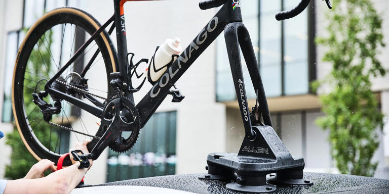 This compact bike rack uses smart suction to fit sports cars ...