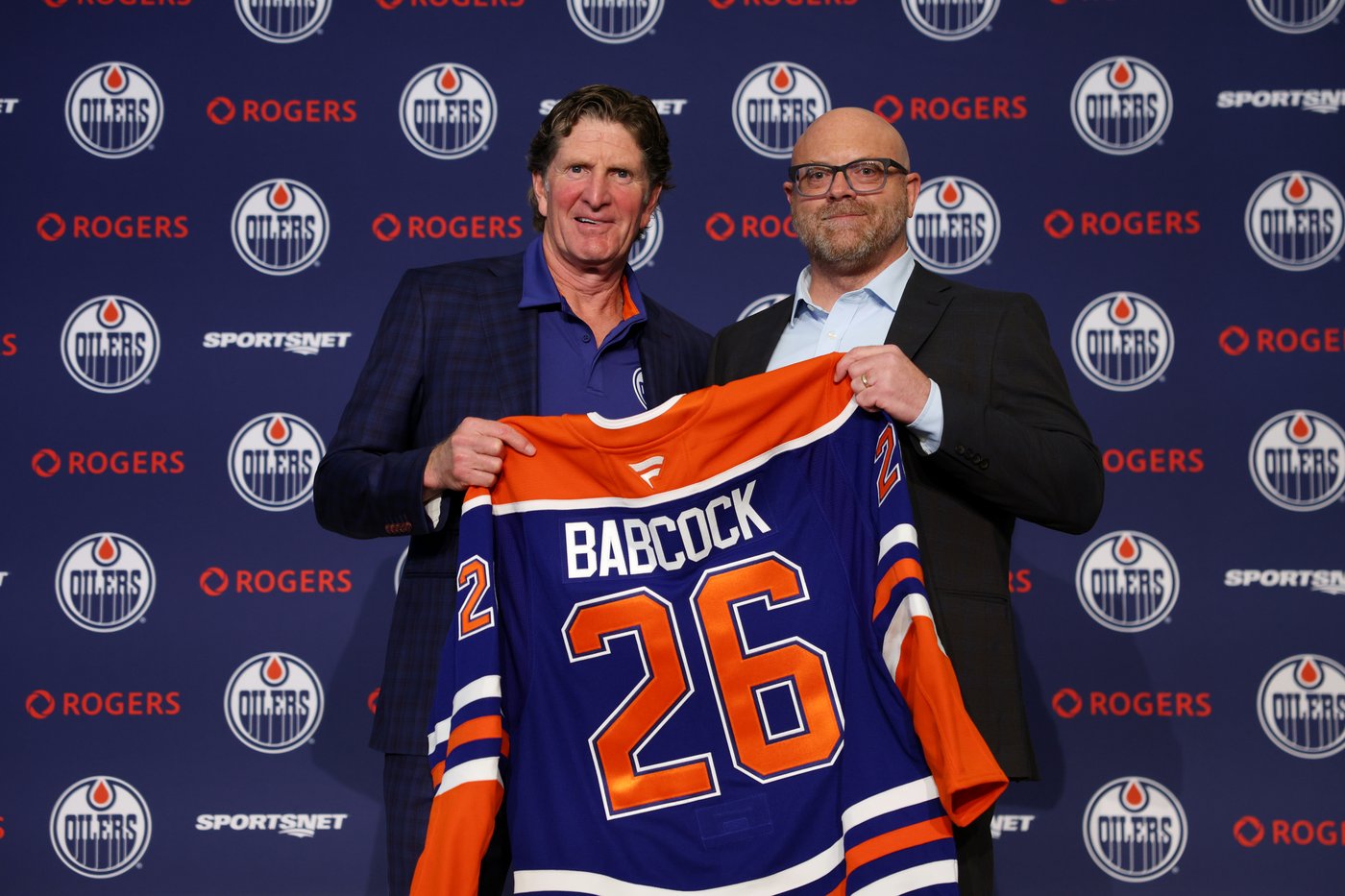 Edmonton Oilers name Mike Babcock as head coach after hire cleared by NHL