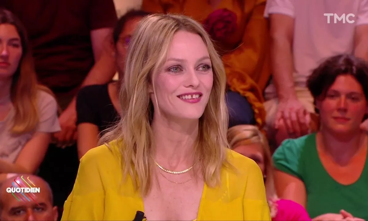 Vanessa Paradis se confie sur un incident de scène marquant de sa carrière
