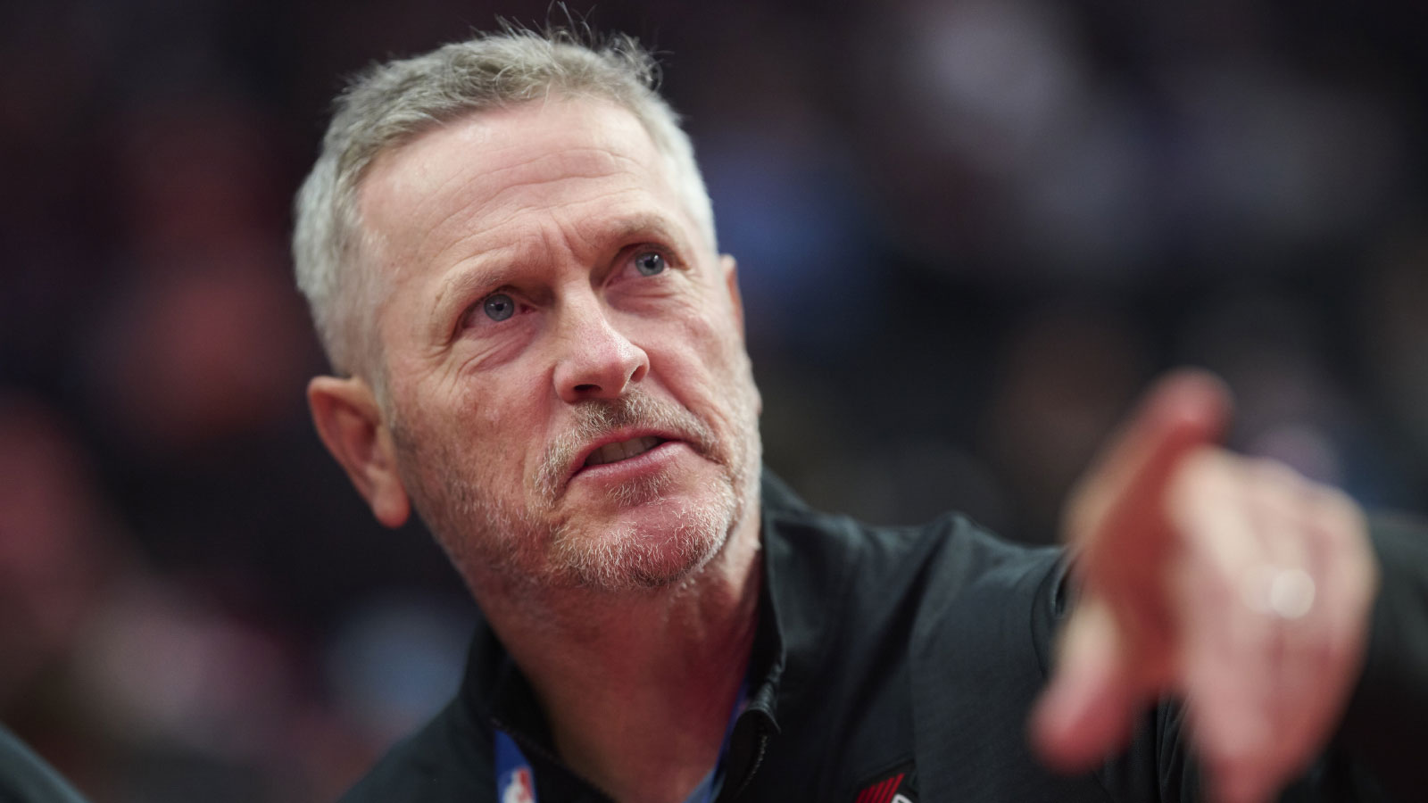 Beloved Blazers announcer takes 'subprime' shot at Tom Dundon on way out
