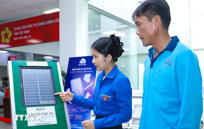 Xây dựng nền hành chính liêm chính, phòng ngừa tham nhũng ngay từ cơ sở