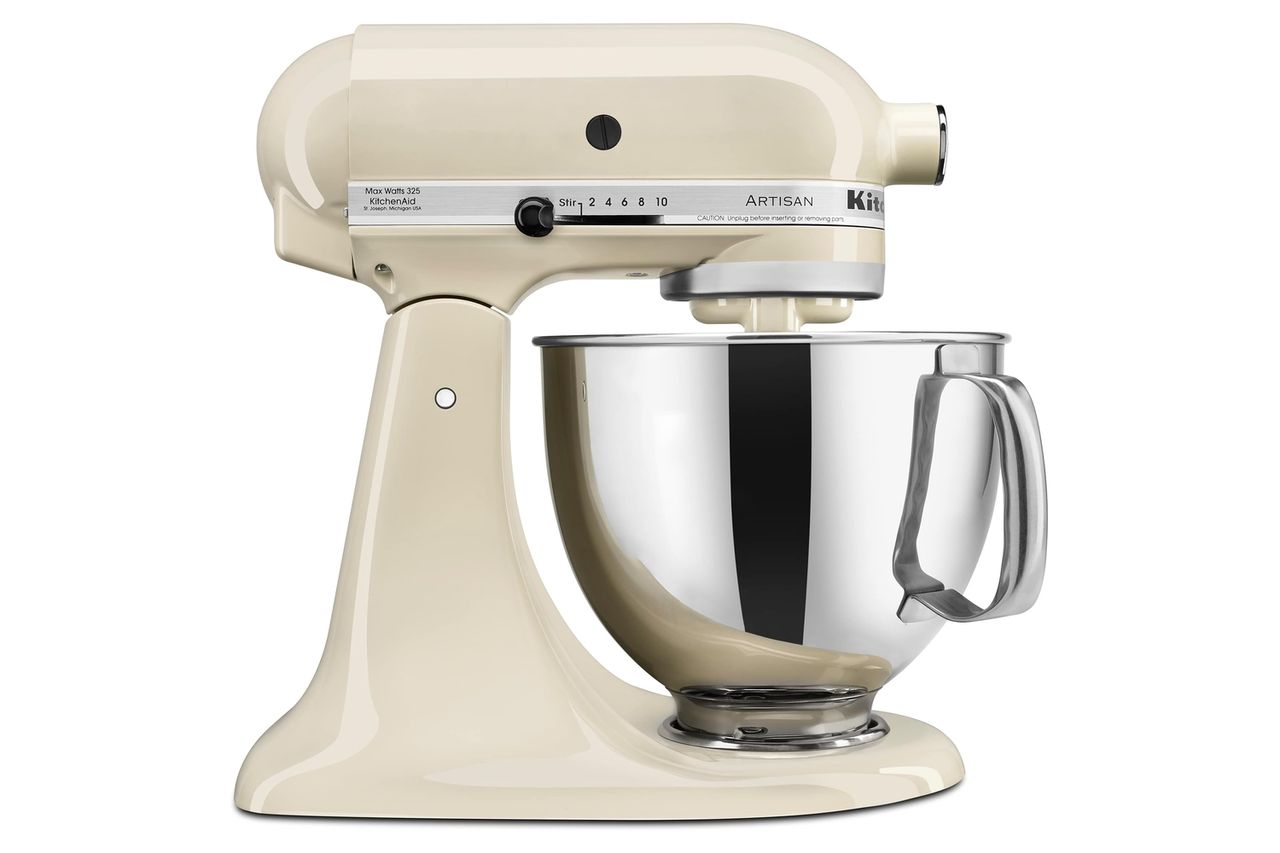 KitchenAid Artisan Series 5 Quart Tilt Head Stand Mixer