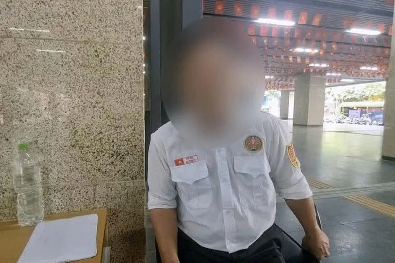 Hà Nội yêu cầu làm rõ việc Công ty Trí Đức chậm trả lương nhân viên bảo vệ tại ga metro