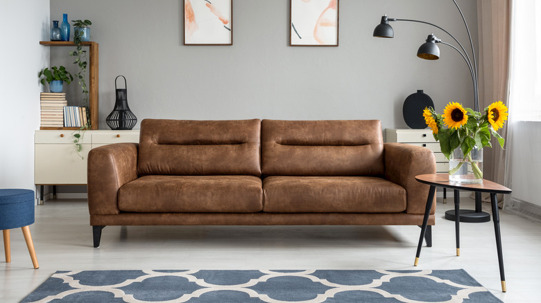 What you should know before buying a leather couch