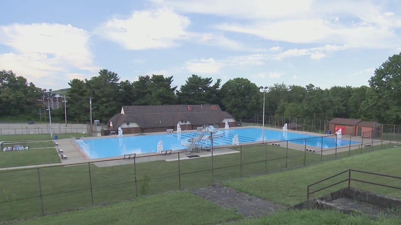 Man in stable condition after nearly drowning at pool in Clairton