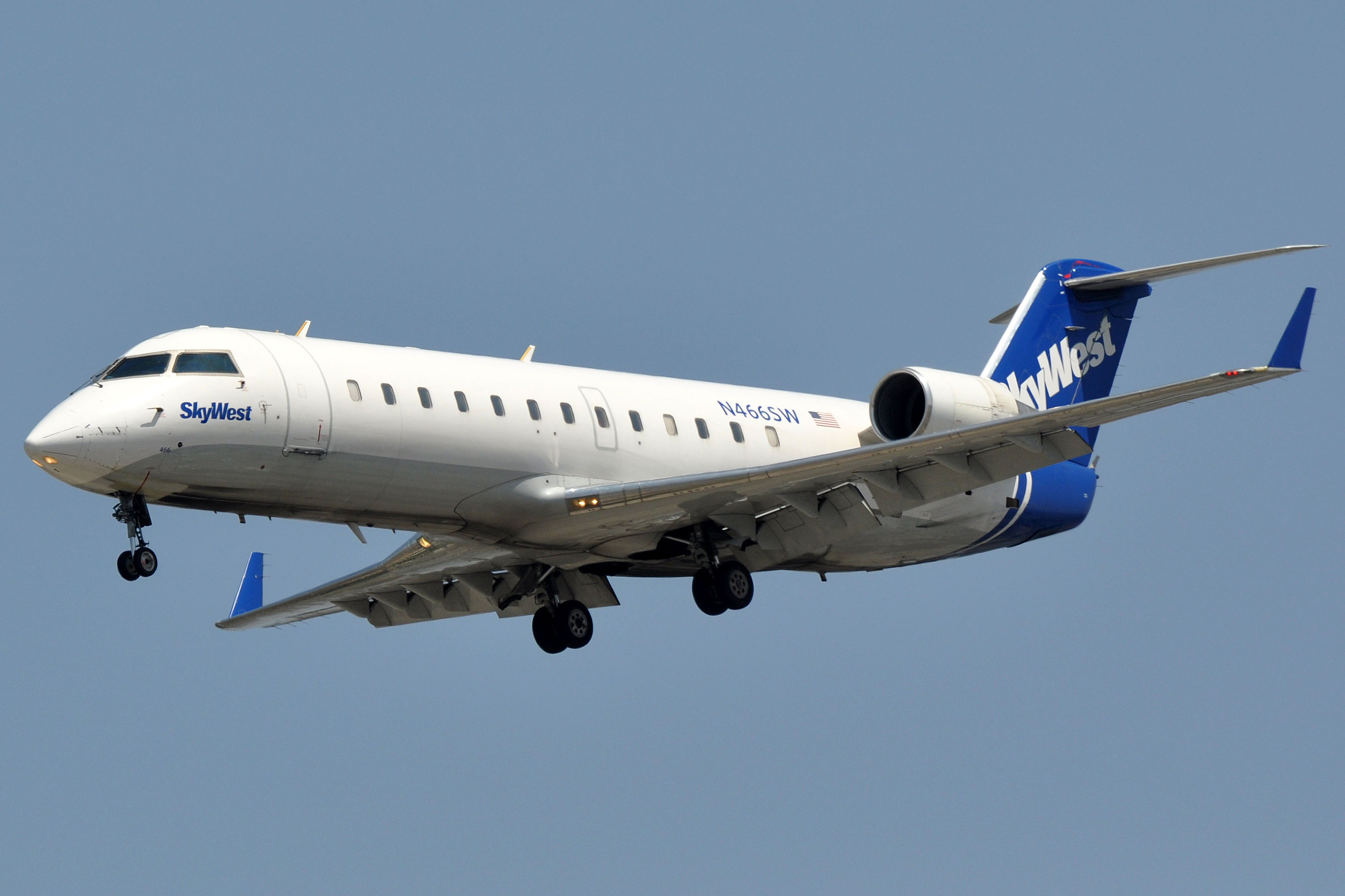 FAA clears Cascade CRJ freighter conversion for US operators
