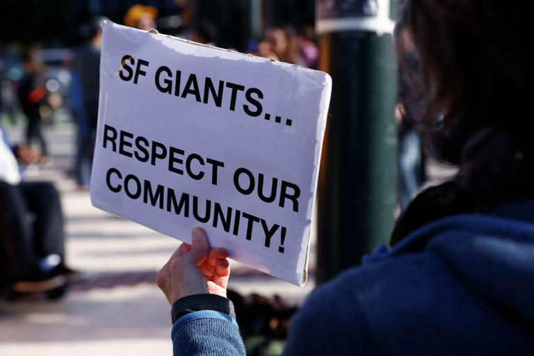 'Fed up': Giants fans protest Pride Night controversy as DOJ ...