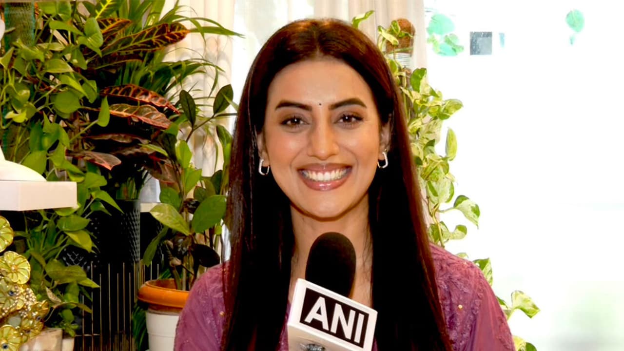 Akshara Singh on working with Akshay Kumar: 'He had 104-degree fever'