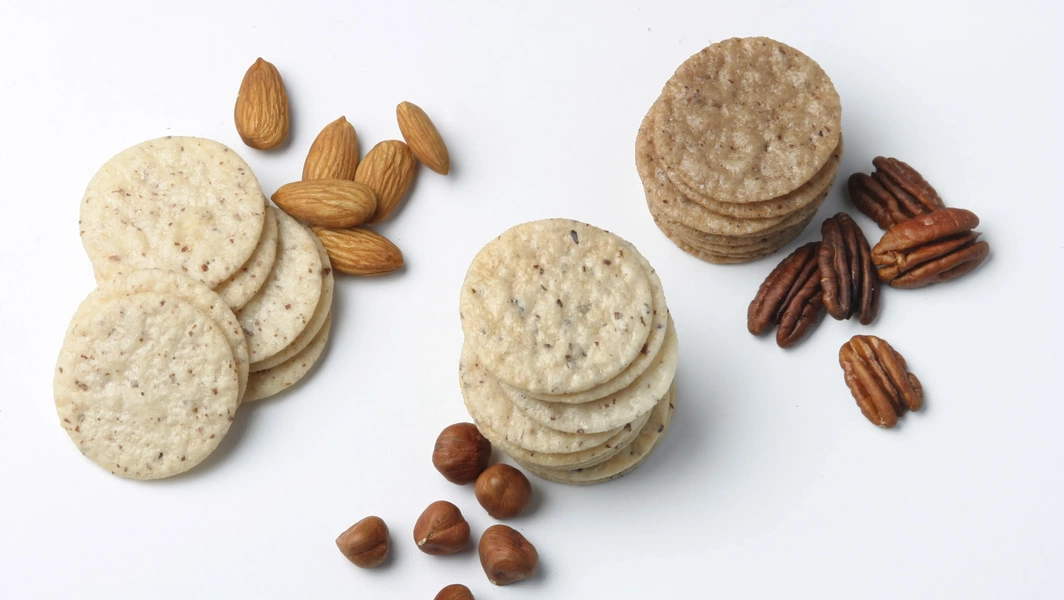 4 nutritious store-bought crackers for healthy snacking