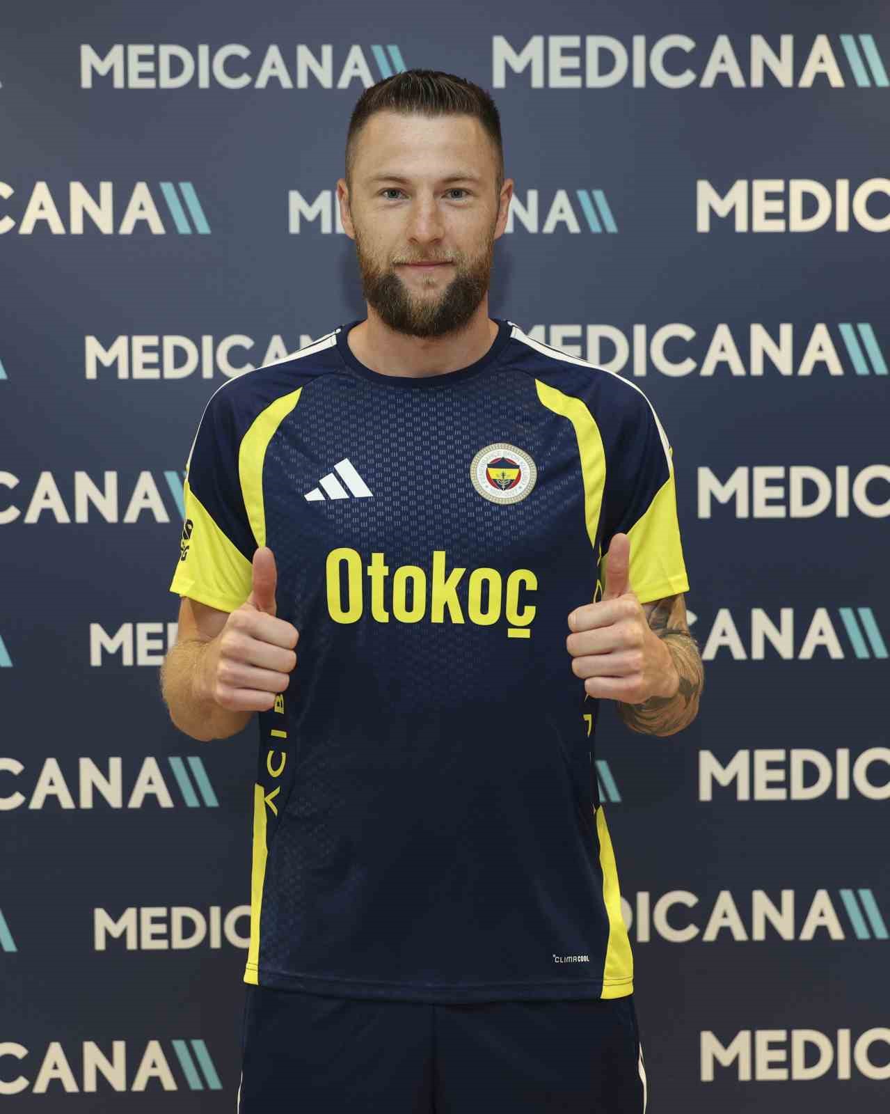 Fenerbahçe Futbolcuları Yeni Sezon Öncesi Sağlık Kontrolünden Geçti