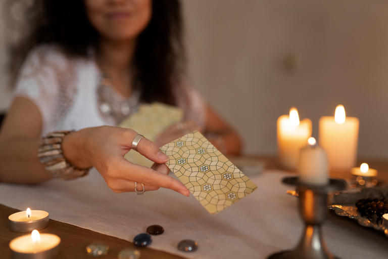 As revelações do tarot quarta-feira (24) para os signos de Leão, Virgem ...