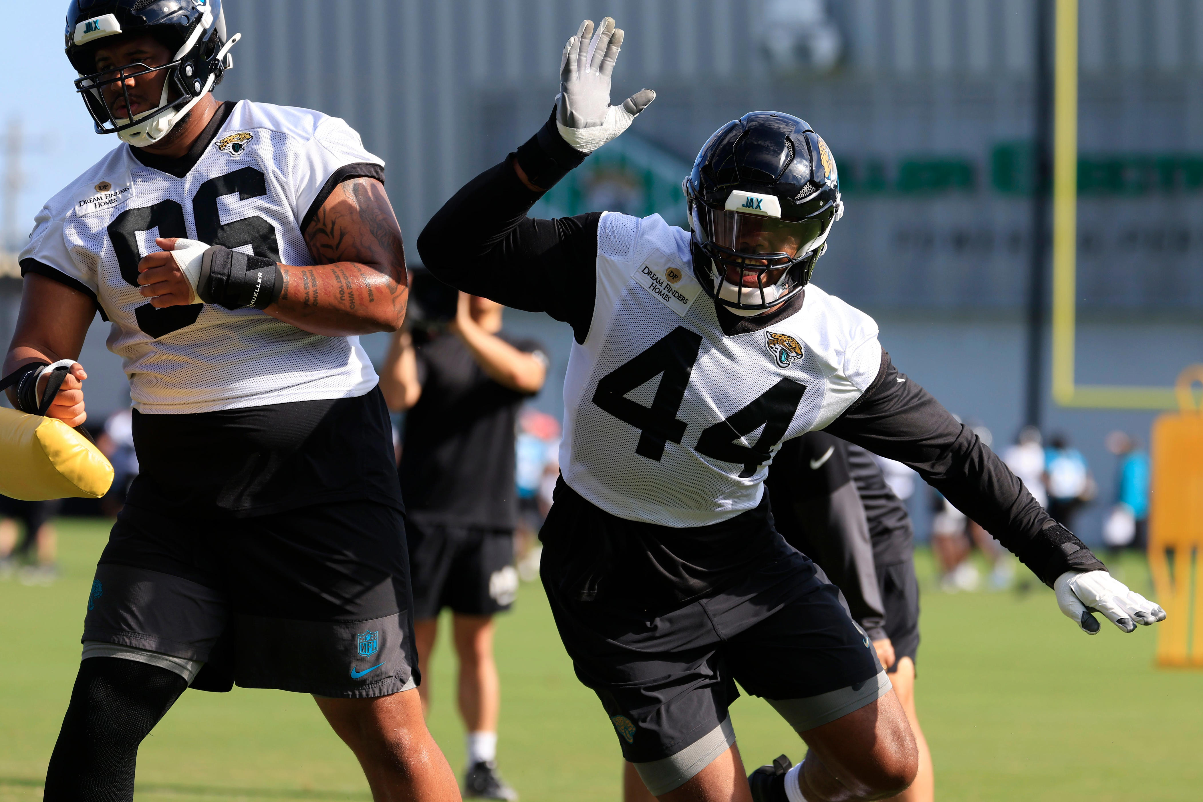 NFL insider notes promising development for Jaguars' defense this offseason