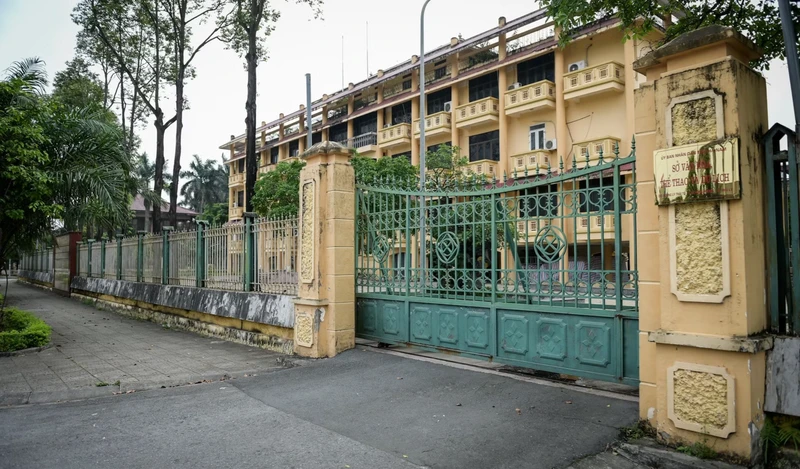 Nghiên cứu cơ chế đặc thù xử lý nhà đất dôi dư, hạn chế tối đa xây trụ sở mới