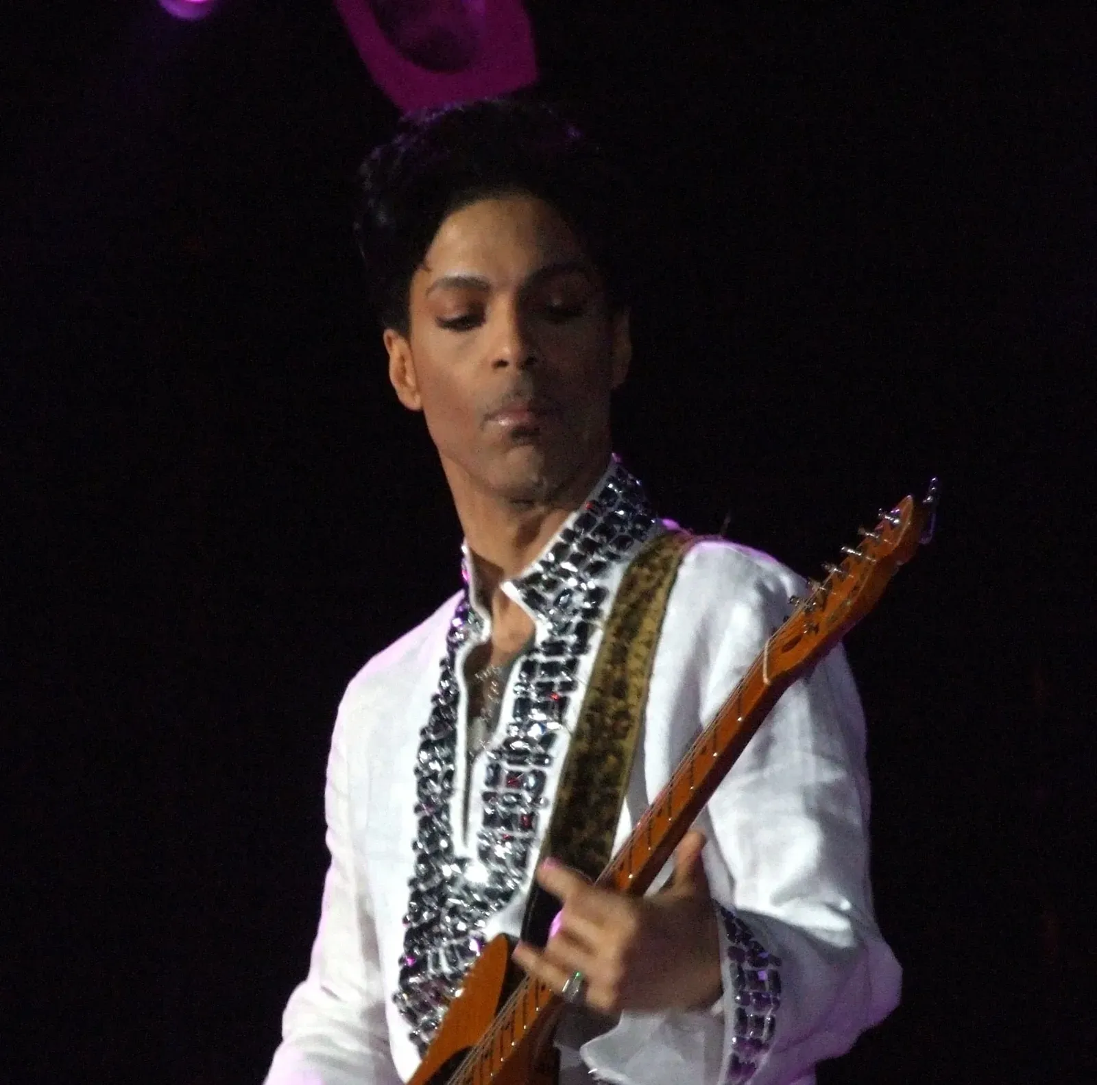 6 singers who walked away from record deals worth millions - and have ...
