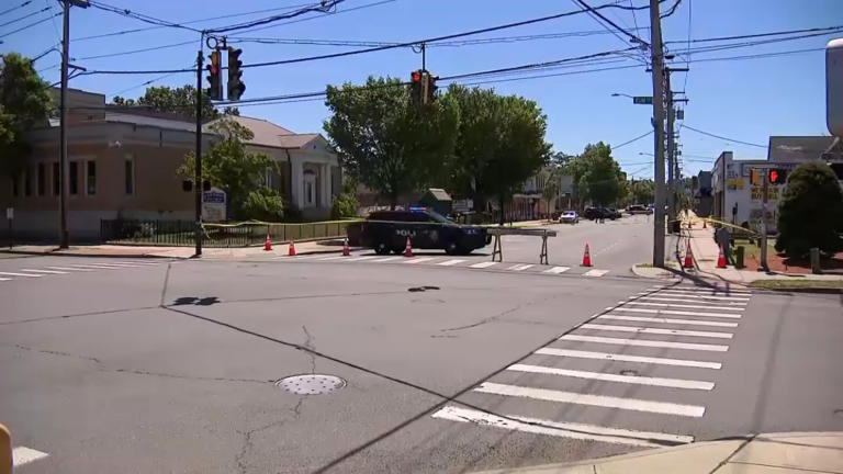 Police to provide update on fatal shooting outside West Haven bar