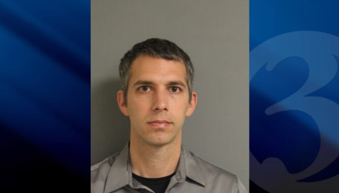 Former middle school teacher arrested for sending inappropriate texts ...