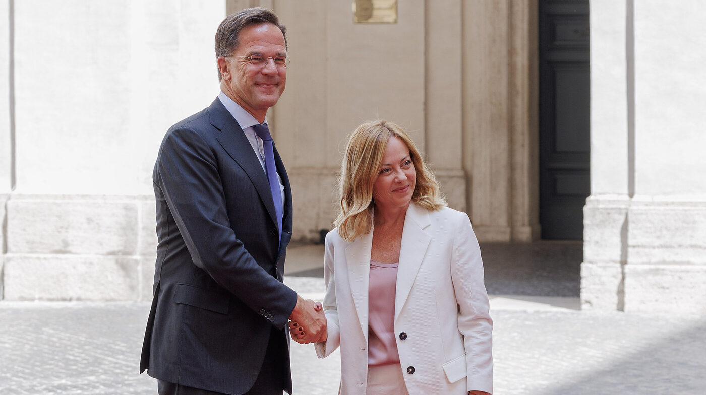 Rutte rivela: “500 aerei USA decollati da basi in Italia”. Ministero ...