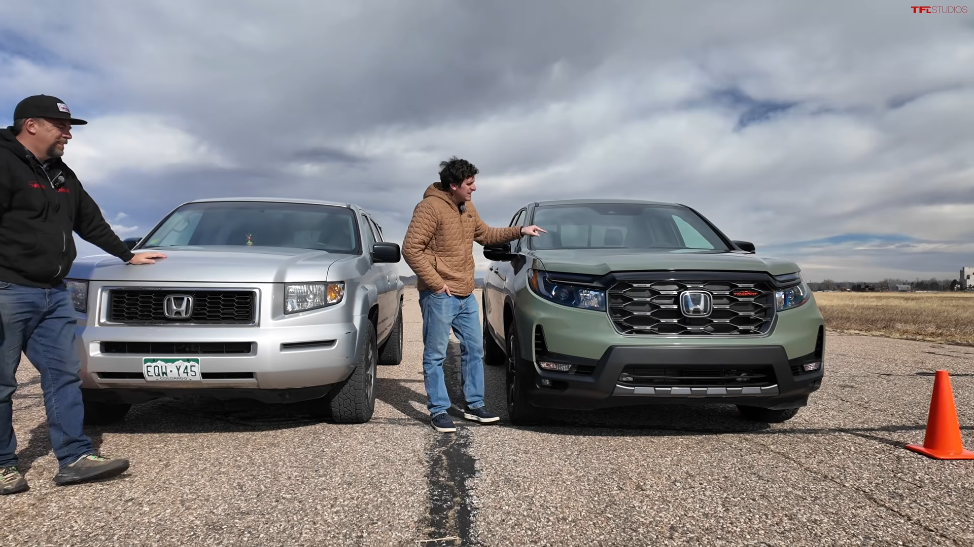 Old Honda Ridgeline vs new Honda Ridgeline - then the drag race changed ...