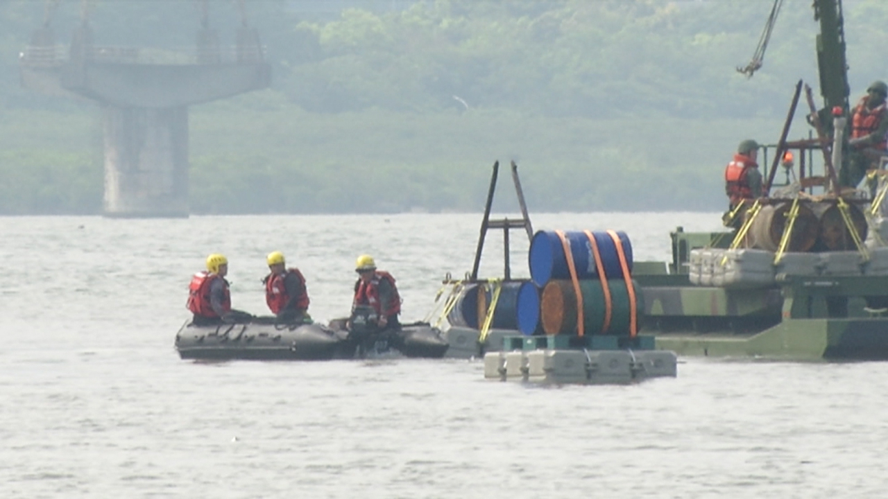 Taiwan practices river defenses as China's Fujian carrier transits strait