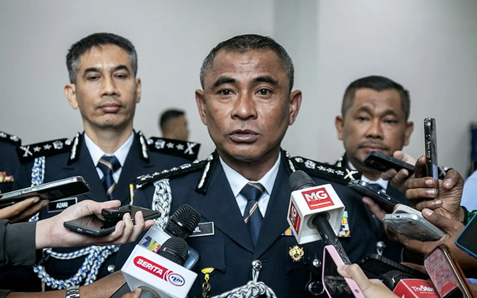 1,156 nabbed in KL raids against gambling, scam activities