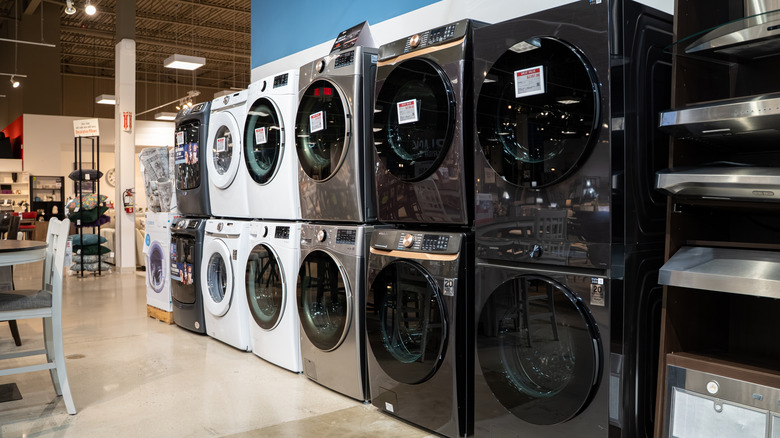 Consumer Reports says this laundry appliance set without bells and ...
