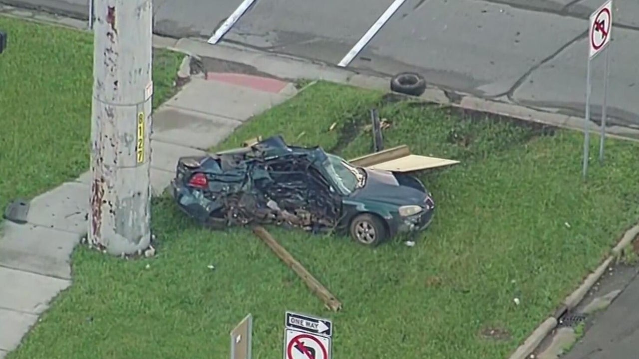 Teen charged with murder after Warren police chase ends in deadly crash