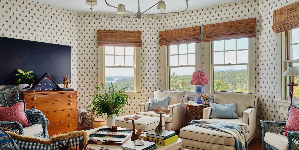 This designer collaborated with her parents on the most charming Maine summer cottage