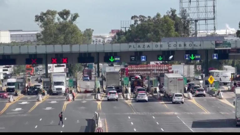 Transportistas bloquean algunos accesos a la CDMX; provocan gran caos vial