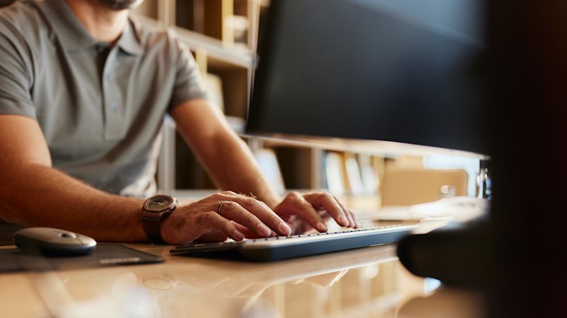 Work from home linked to mental health risks for some Australians