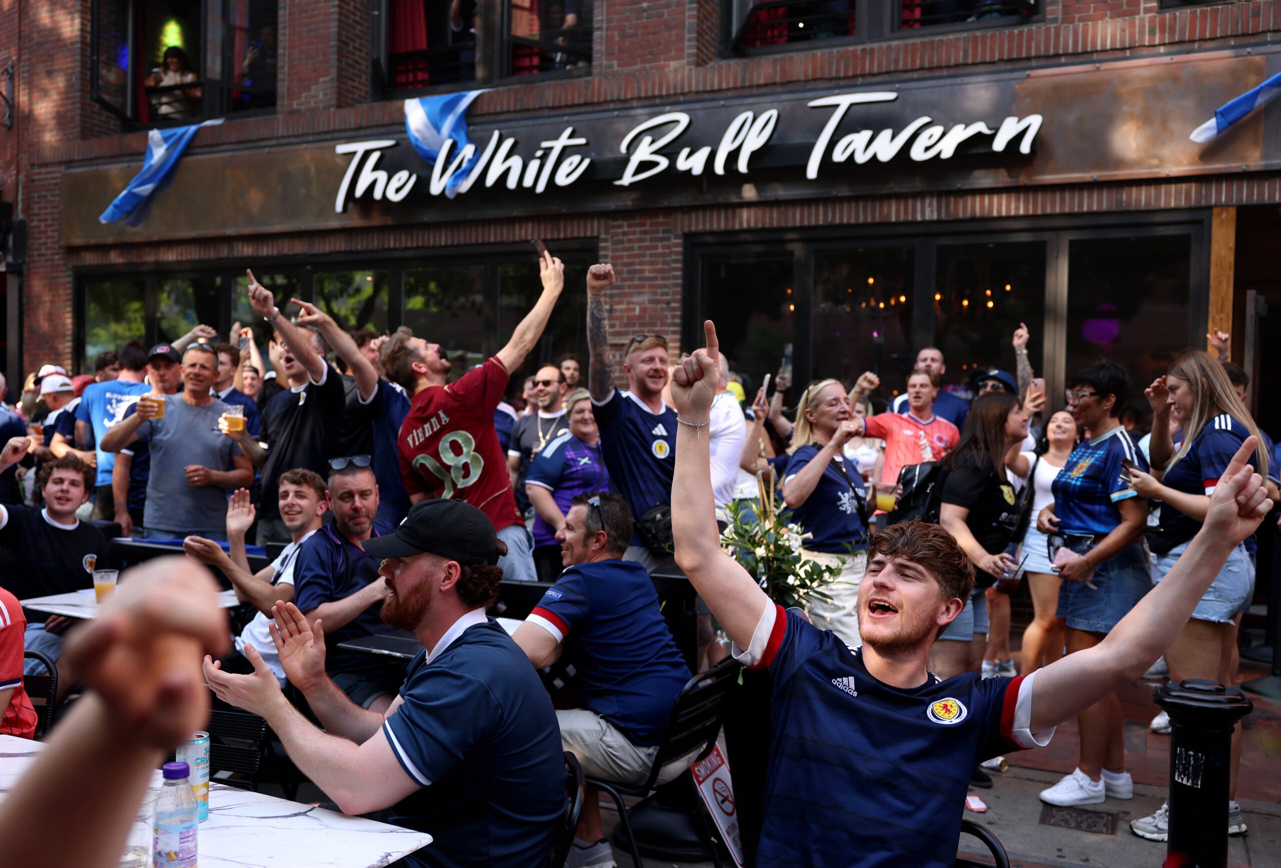 City councilor proposes making 3 a.m. last call permanent in Boston