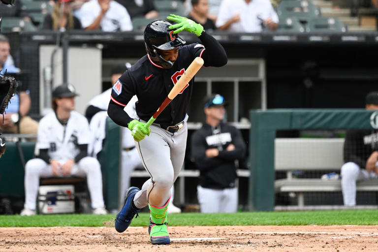 Watson sparks Guardians win over White Sox
