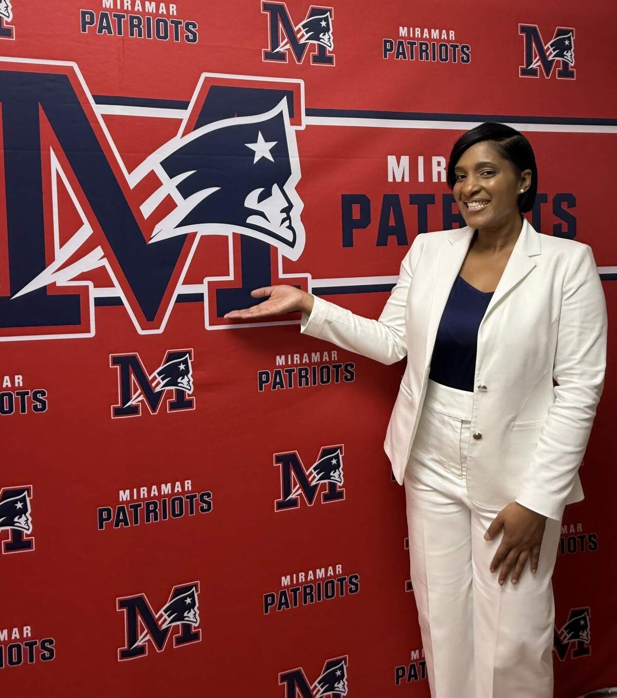 Meet Miramar High’s new principal, who is returning to where her career ...