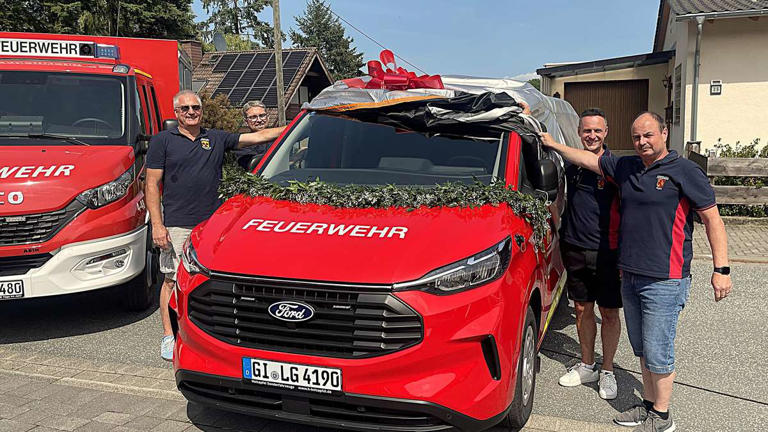 Neues Mannschaftstransportfahrzeug löst 27 Jahre alten Wagen ab