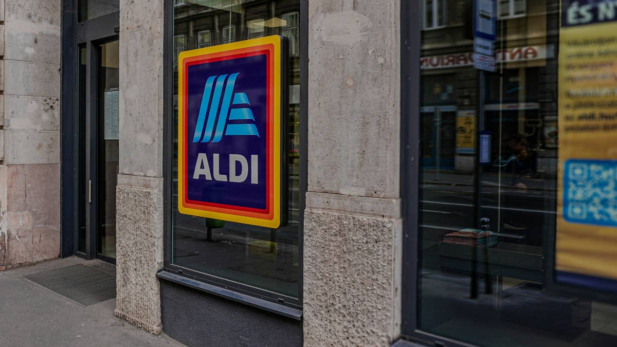 Aldi’s festive $8 rugs prove holiday decorating can be sweet and simple