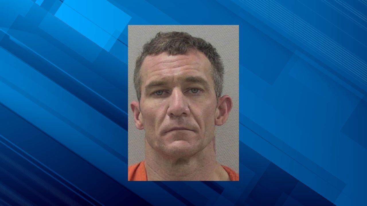 Lexington County deputies searching for wanted man