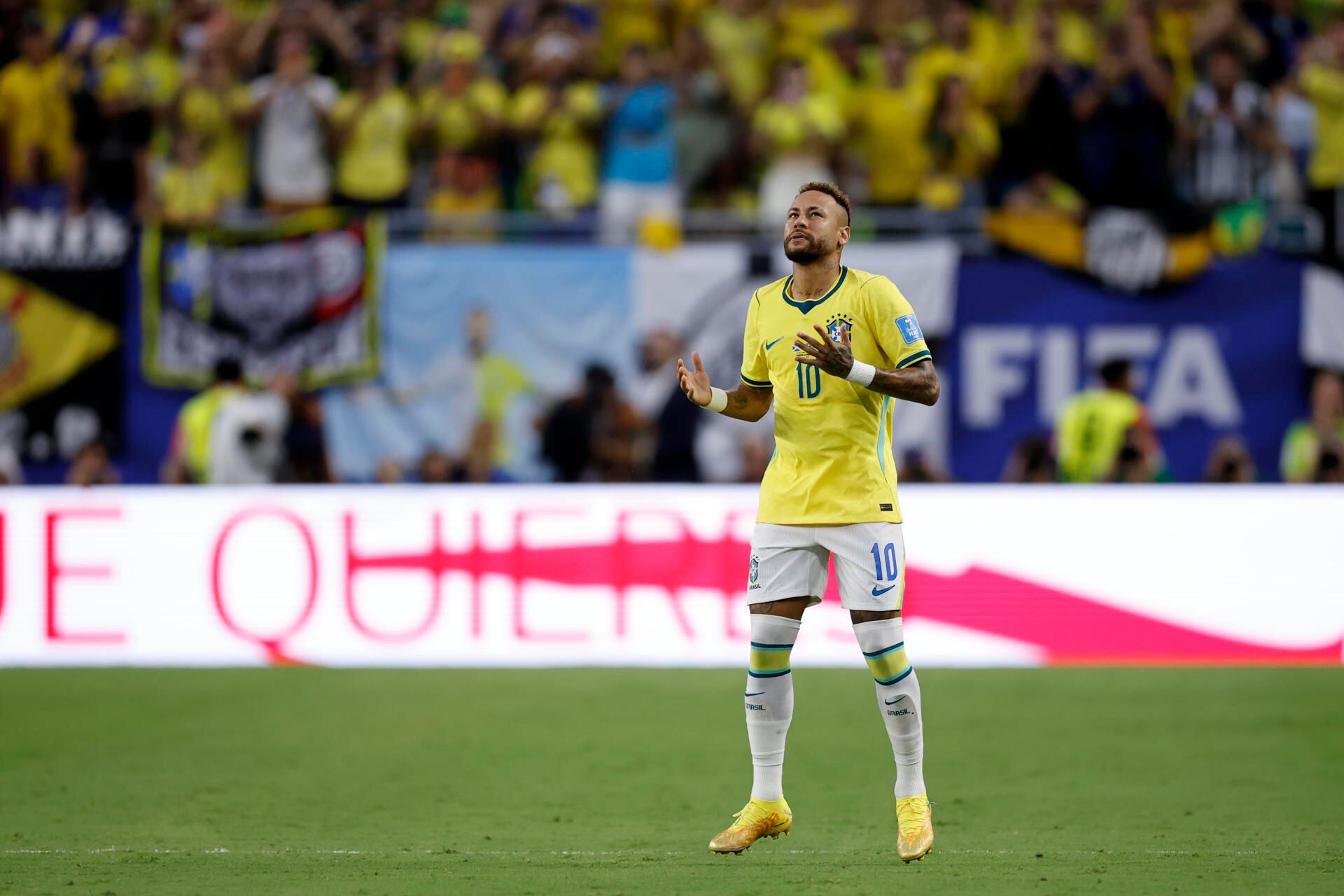 Así fue el regreso de Neymar a la selección de Brasil tras casi tres ...