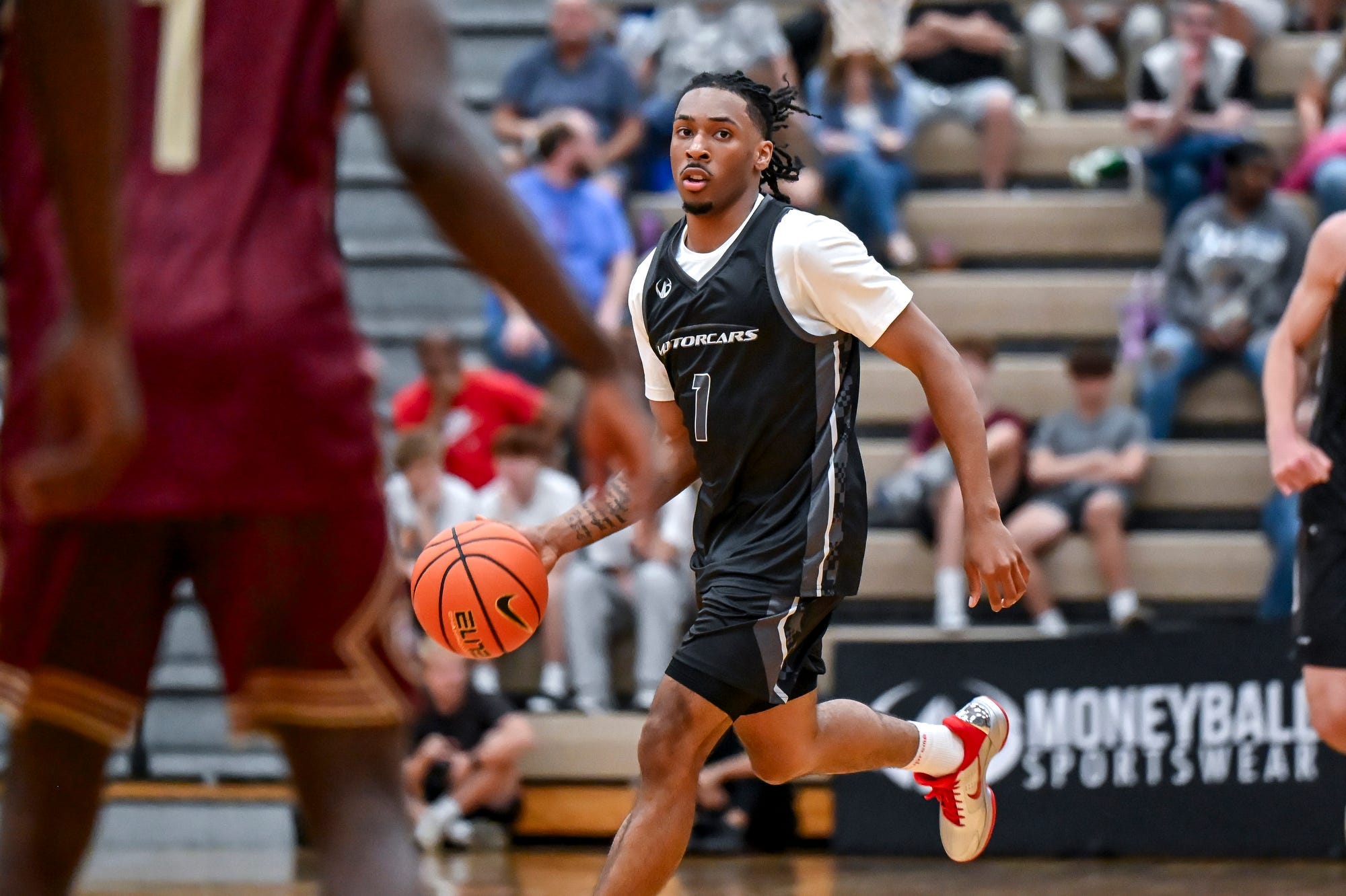 Watch highlights from Carlos Medlock Jr.'s 48 point performance