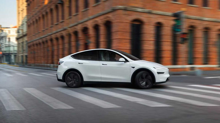 Tesla is finally bringing the real three-row Model Y to America