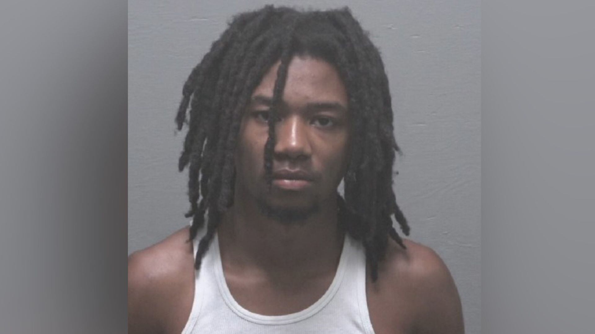 Warrant: Wilmington man charged with assault accidentally called 911 en ...