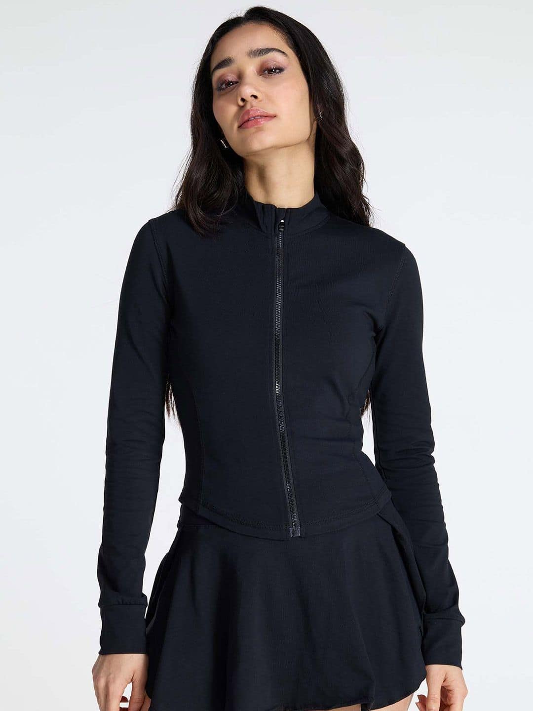 Stylish jackets for women to elevate everyday looks