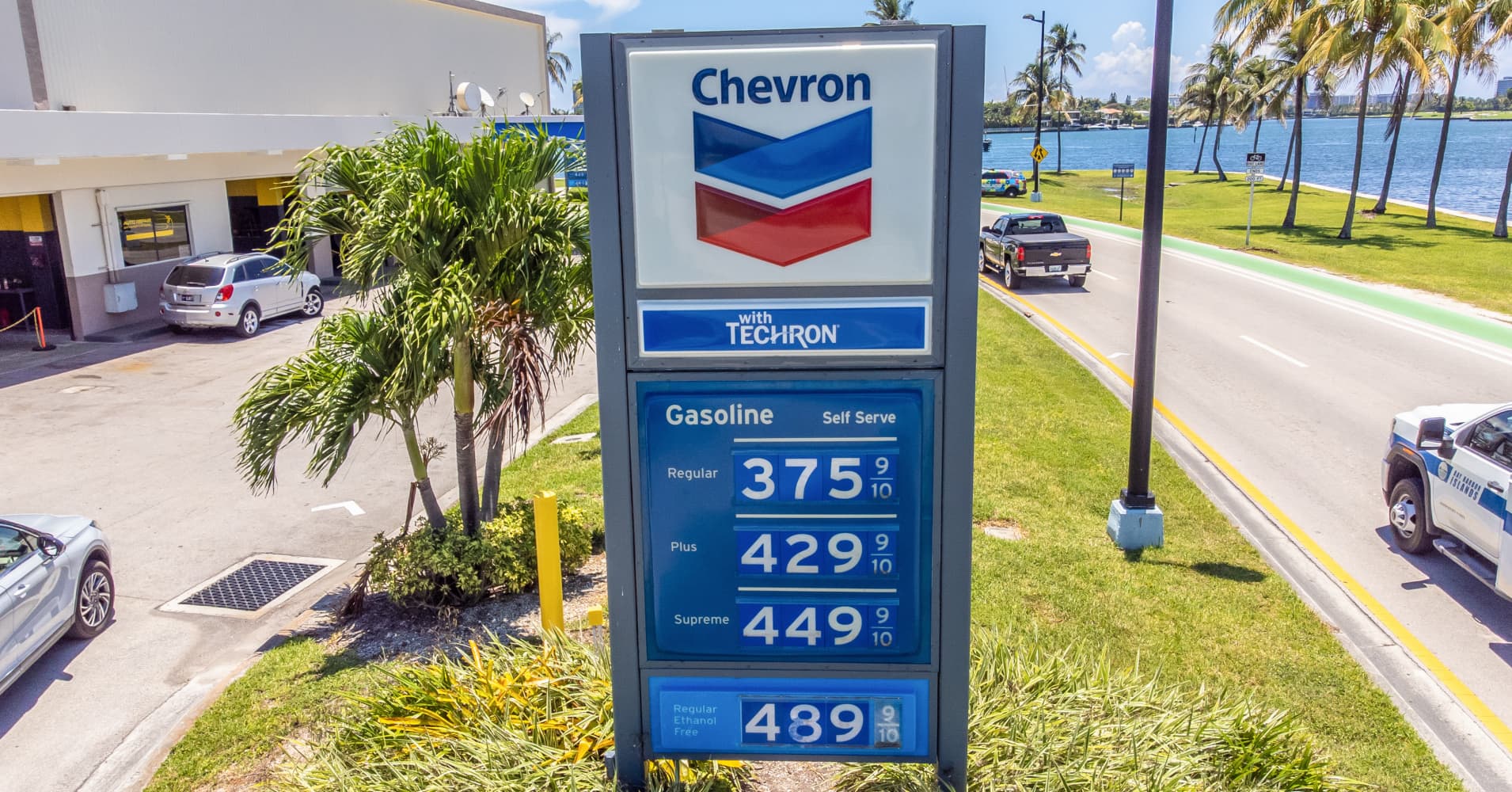 Chevron says no quick fix for gas prices as Trump takes on Big Oil: 'It ...