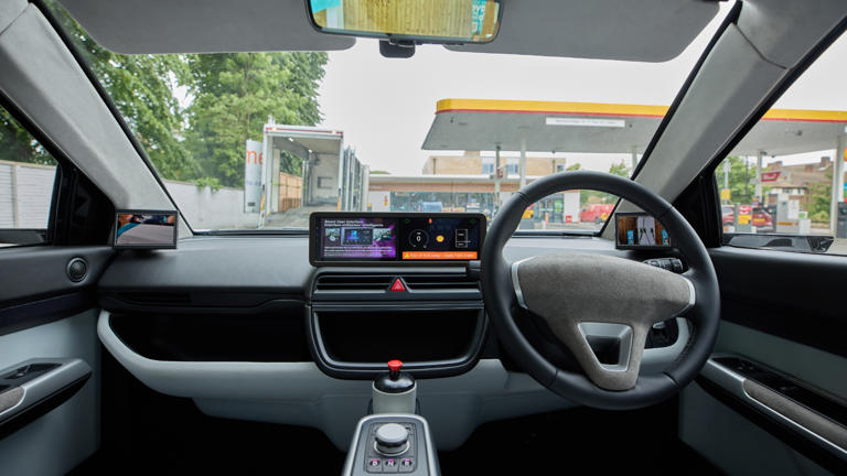 'An EV you refuel like a petrol car': Is this fast-charging supermini ...