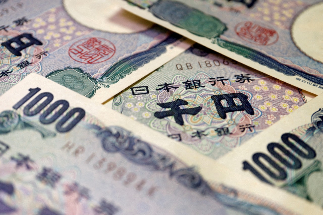 Japanese yen jumps to 2-month high versus dollar in possible intervention