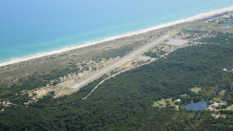 billy-mitchell-airport-at-cape-hatteras-national-seashore-to-close-for