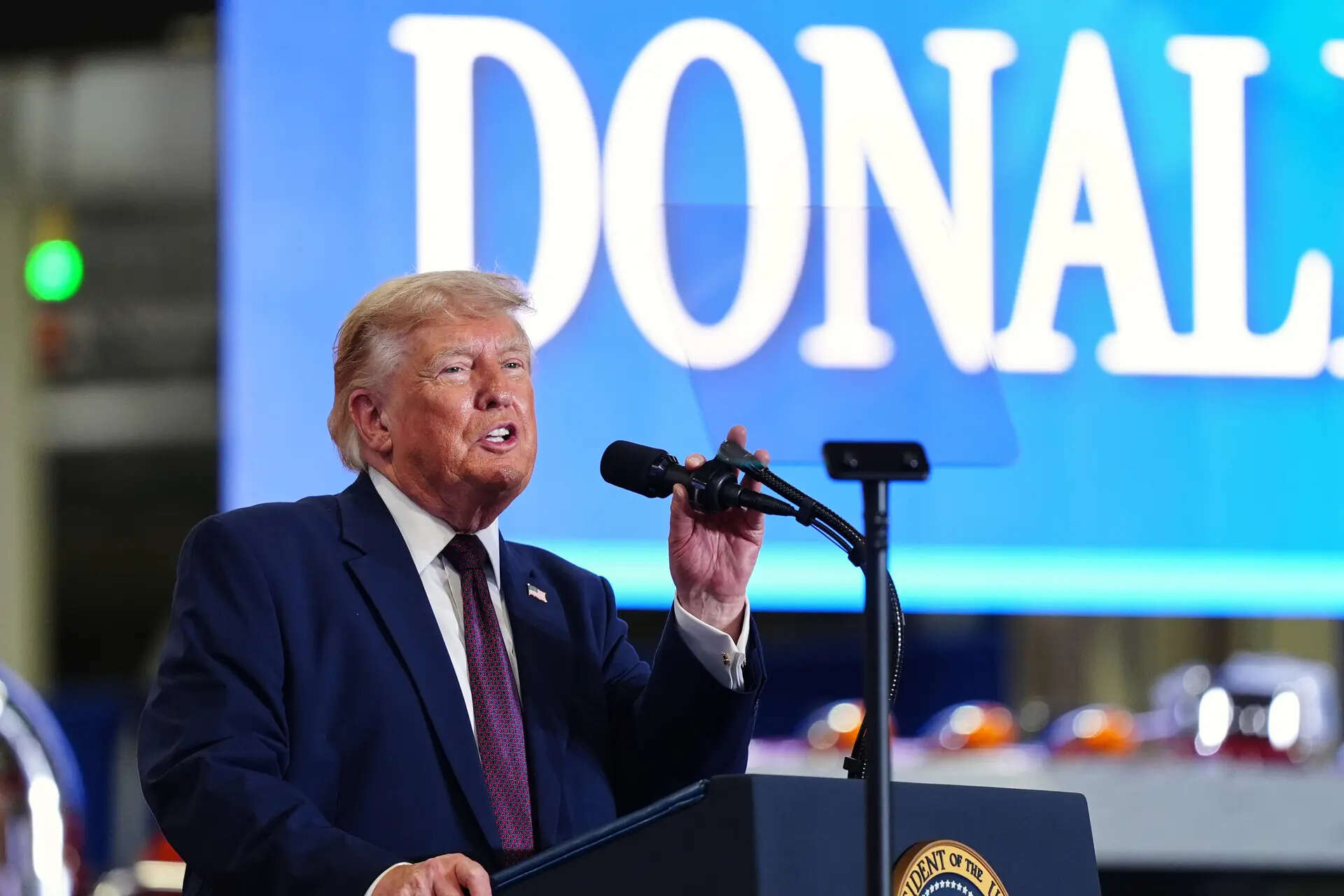 US judge blocks Trump's mail-in voting executive order