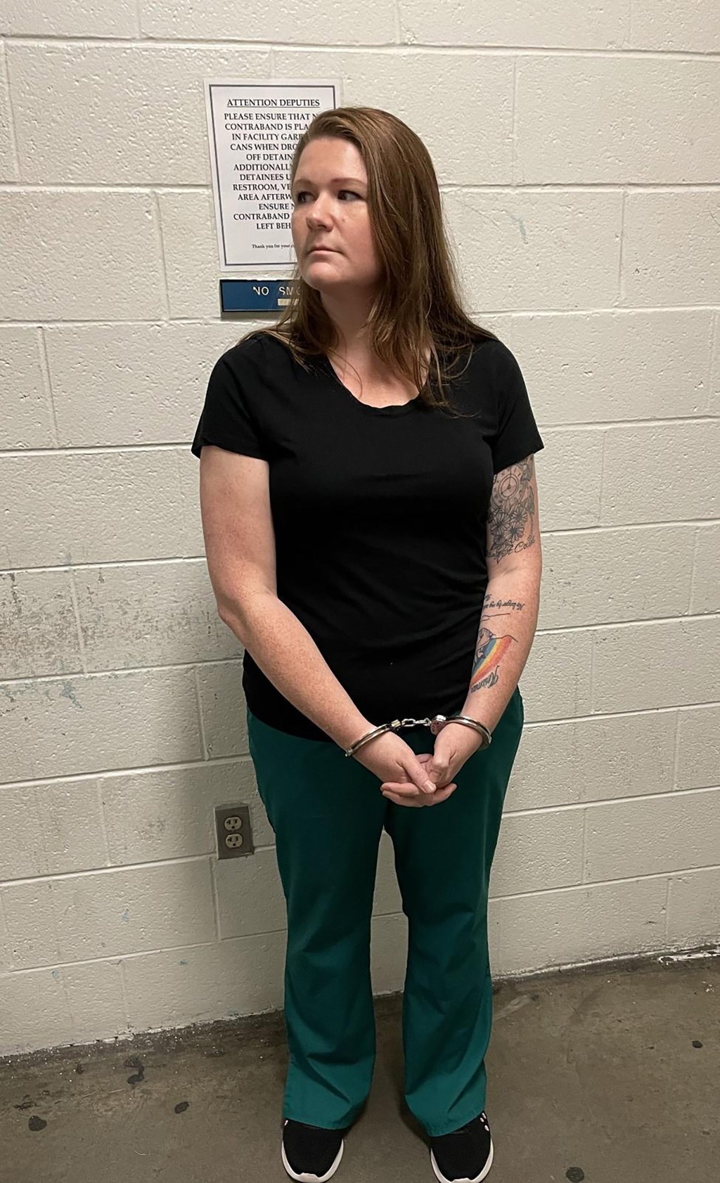 Prison nurse charged with having sex with inmate and smuggling him ...