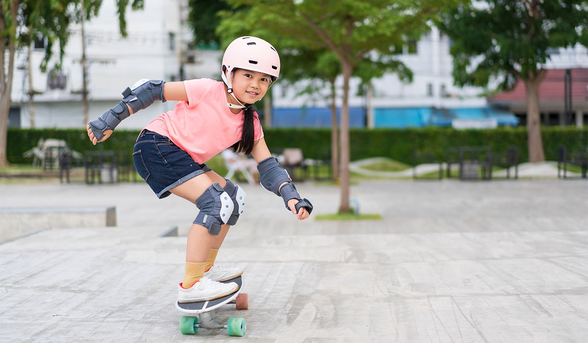 Essential tips for when kids are learning to cycle, rollerblade or ...