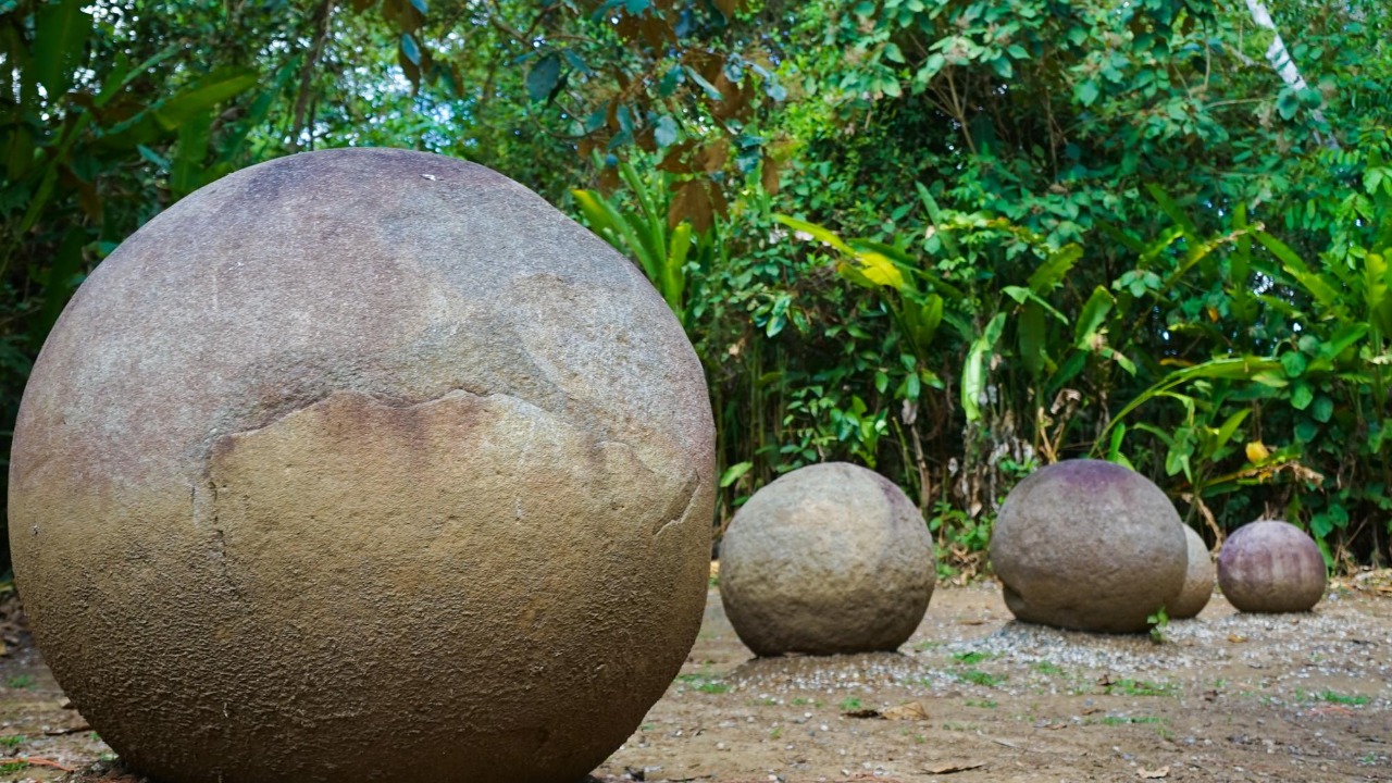 Near-perfect stone spheres cover parts of Costa Rica, and their carvers ...