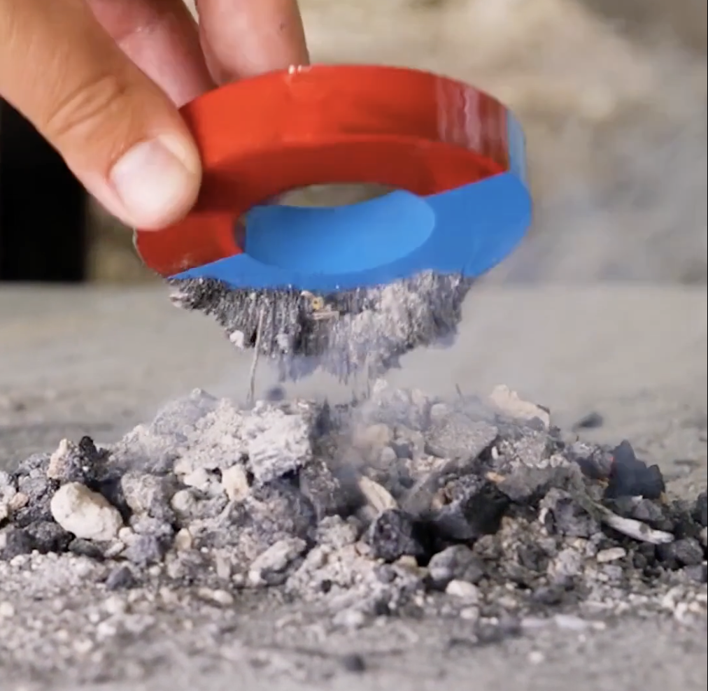 Crafting a unique ring with hidden magnet treasures